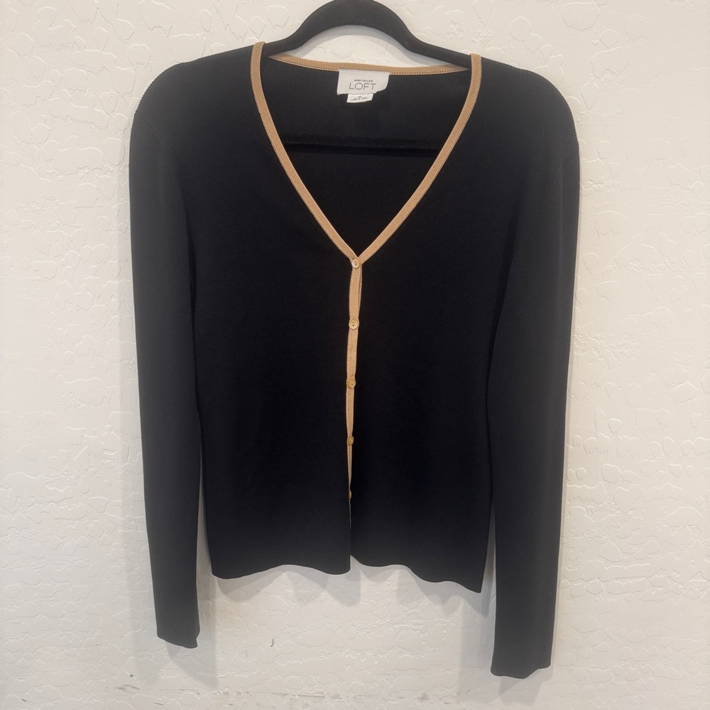 Ann Taylor LOFT Cardigan Womens Medium Black Tan Trim Silk Button Front Capsule - Picture 1 of 5